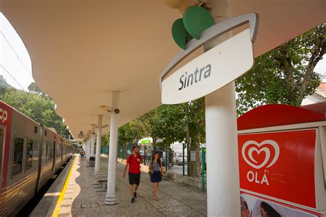how to get to sintra from lisbon